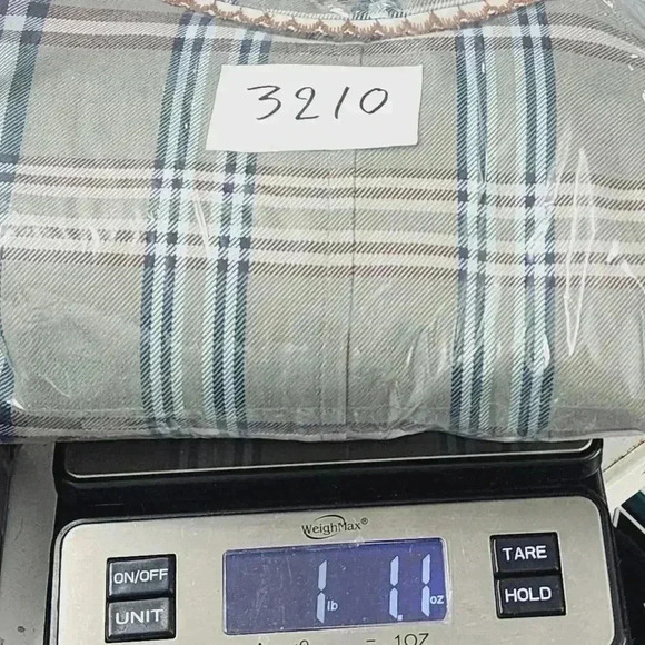 Bernardo Plaid women's blazer 6 - Picture 7 of 7